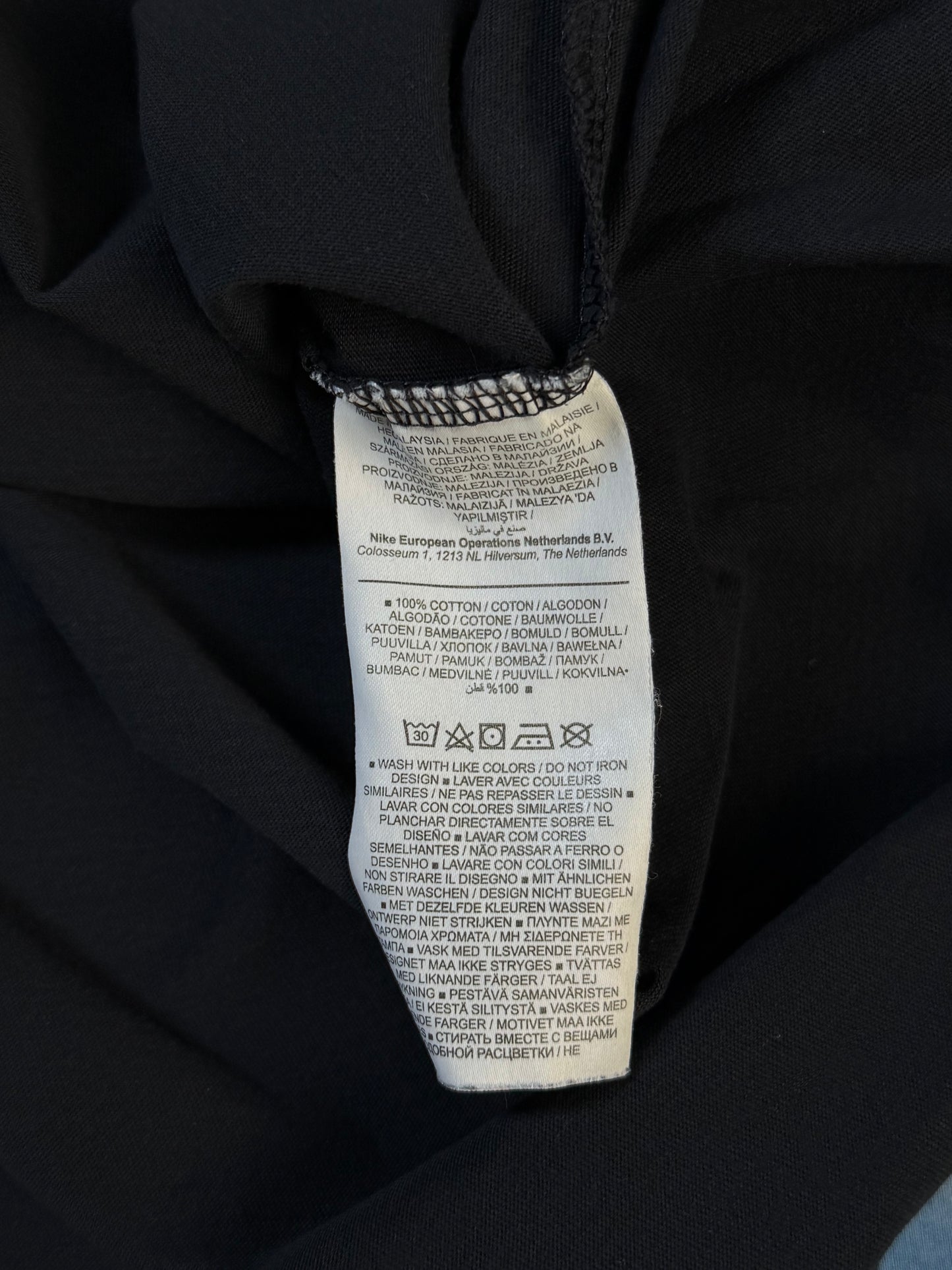 Koszulka Nike "What do you mean by too many sneakers?" M