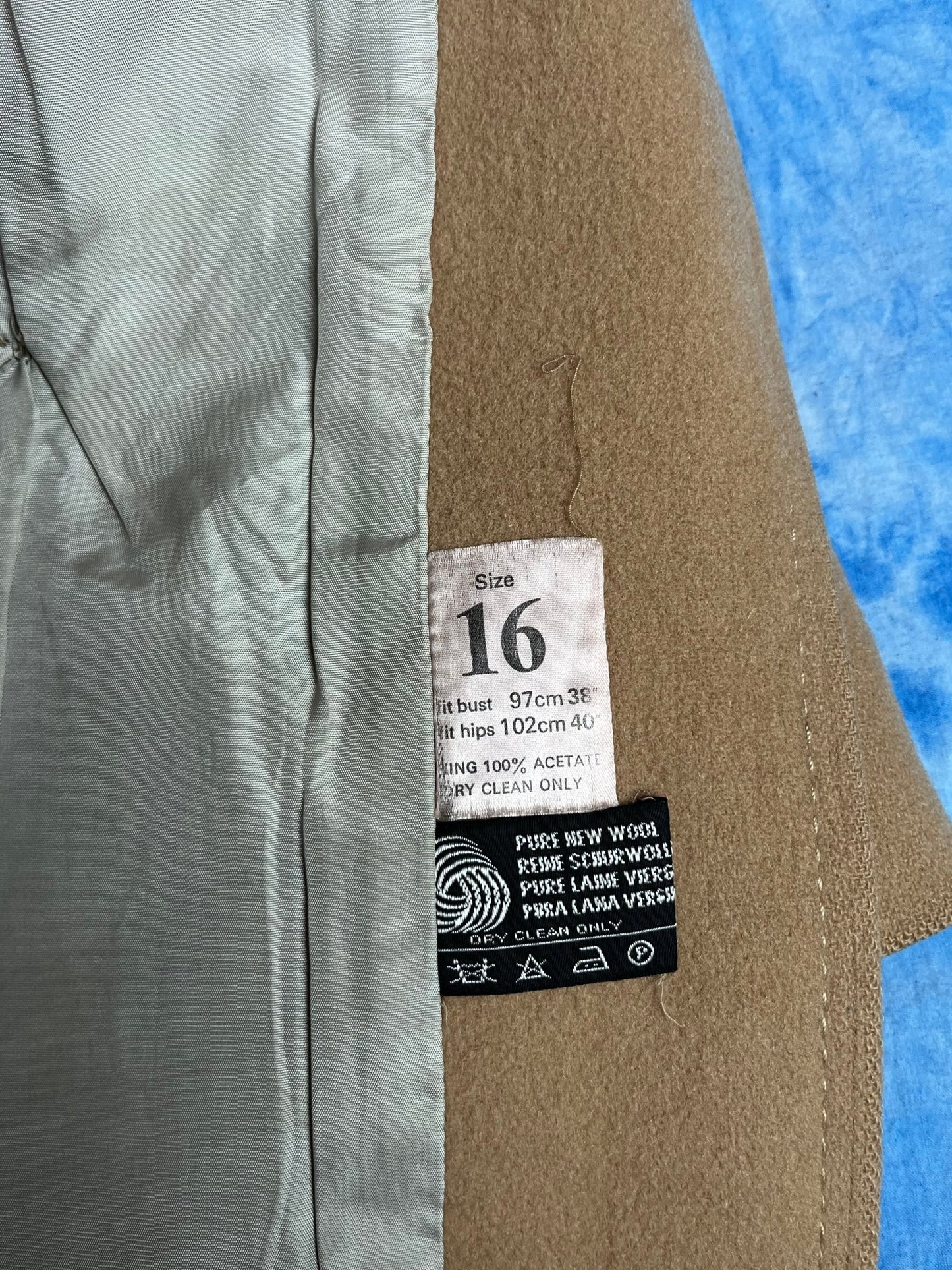 Płaszcz Wełniany Pure New Wool 90s M | Piggy Boxer Vintage Shop