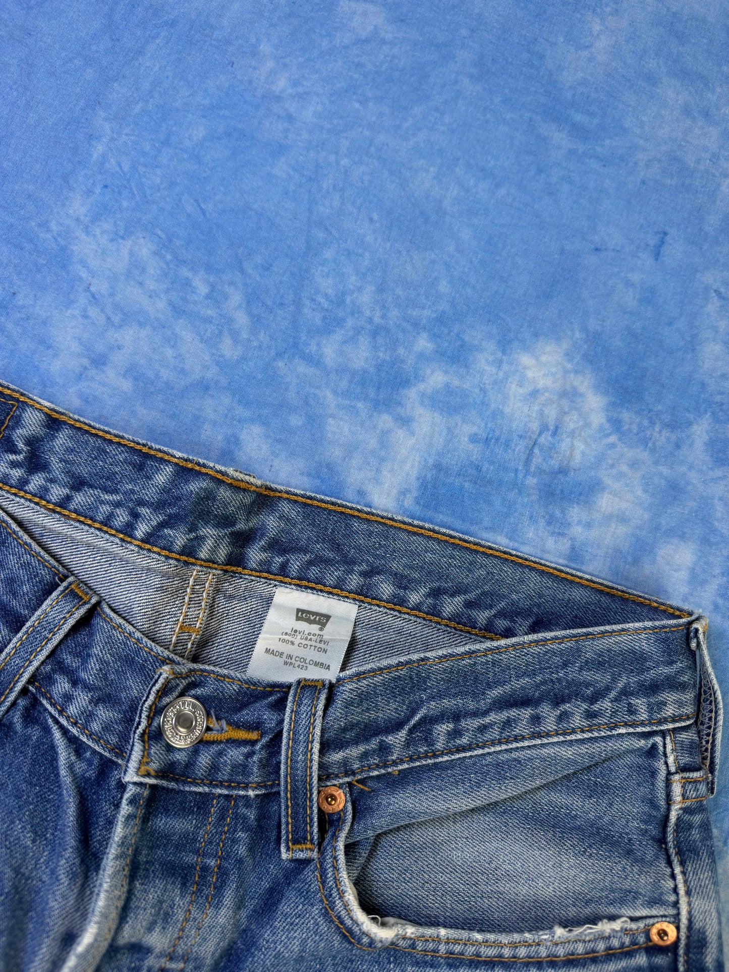 Jeansy Levi's 501 Made in Colombia 2000s M