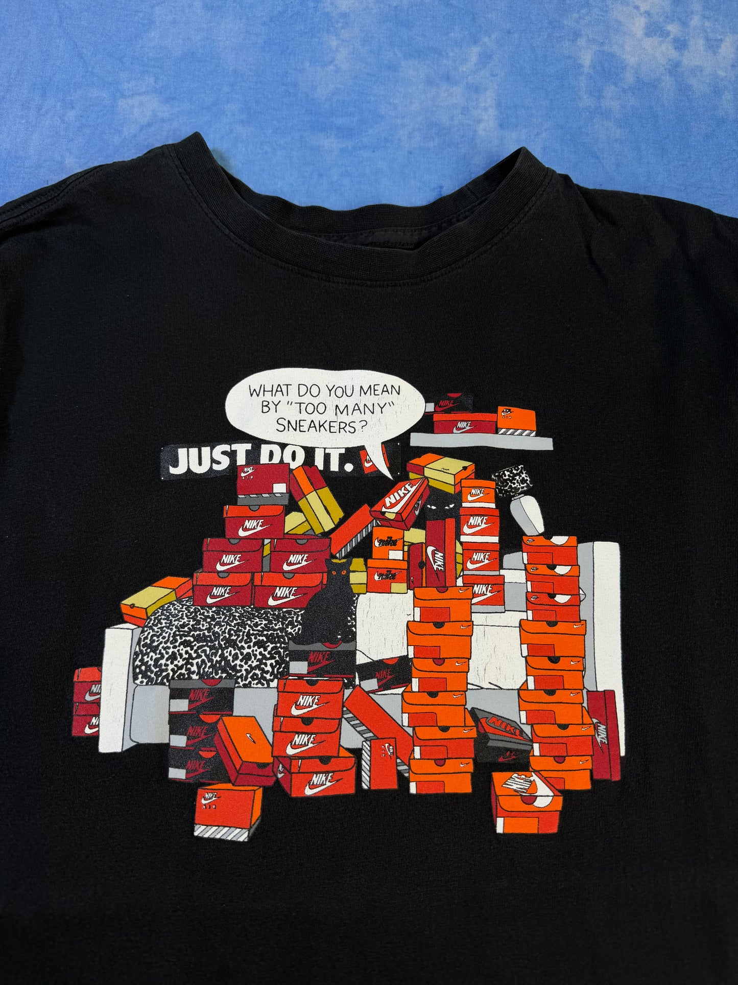 Koszulka Nike "What do you mean by too many sneakers?" M