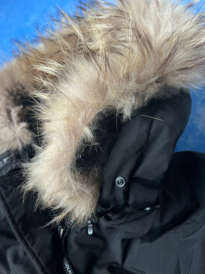 Damska Kurtka Puchowa Woolrich z Futrem z Szopa 00s M
