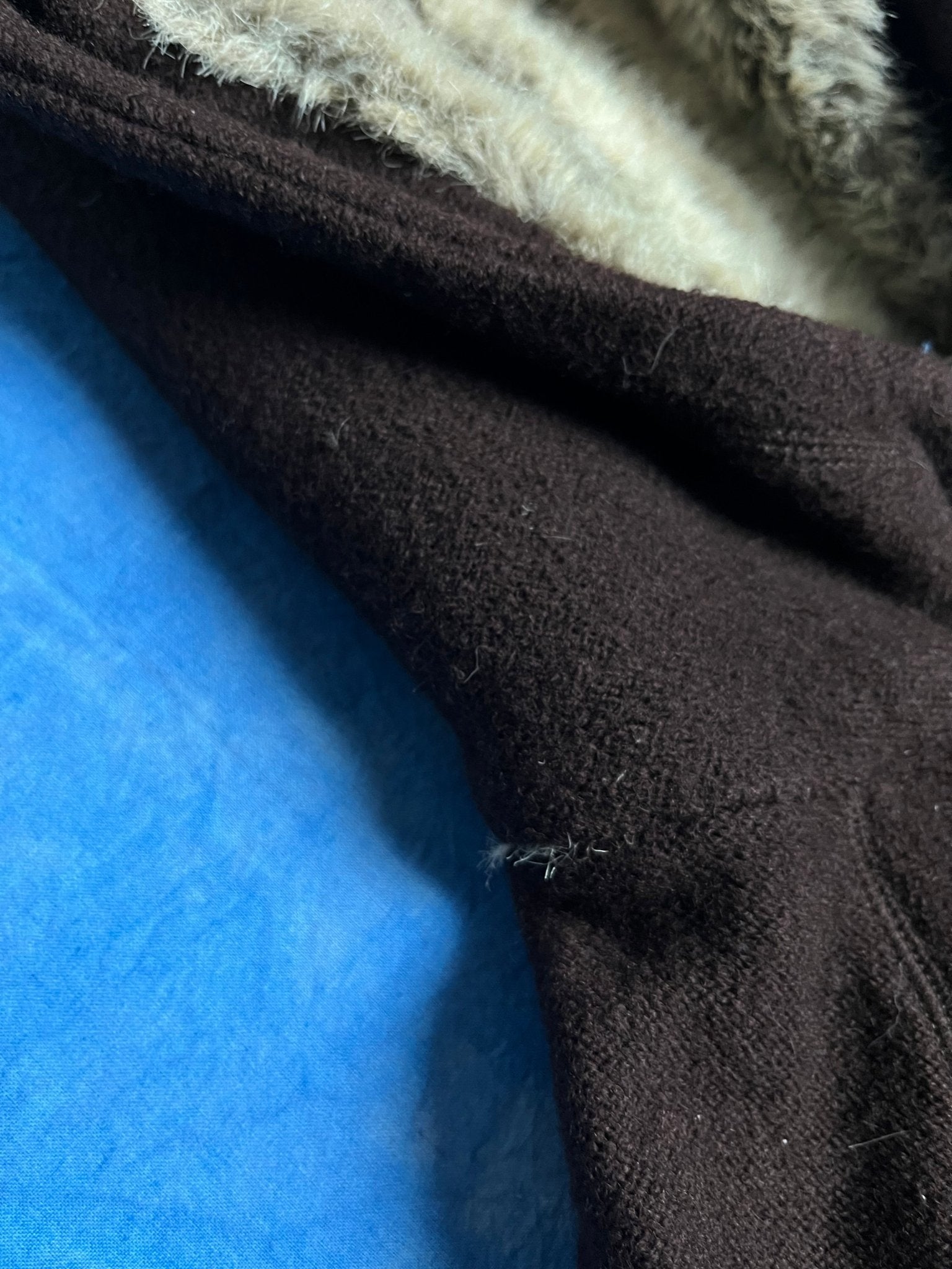 Bluza Rozpinana Wełniana ze Sztucznym Futrem 00s S | Piggy Boxer Vintage Shop