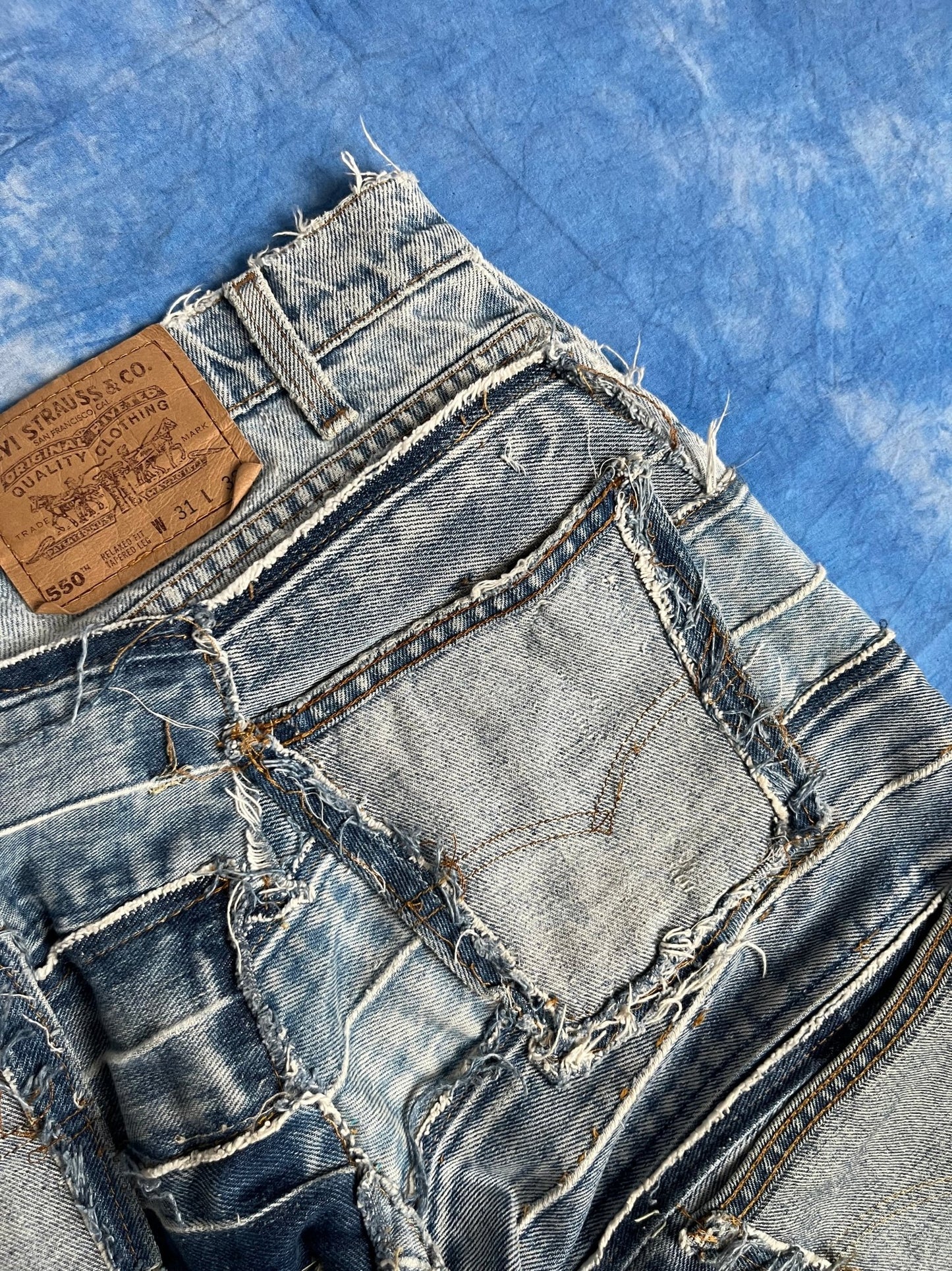 Custom Dzownyy Jeansy Levi's Multipocket z z 1996r M | Piggy Boxer Vintage Shop