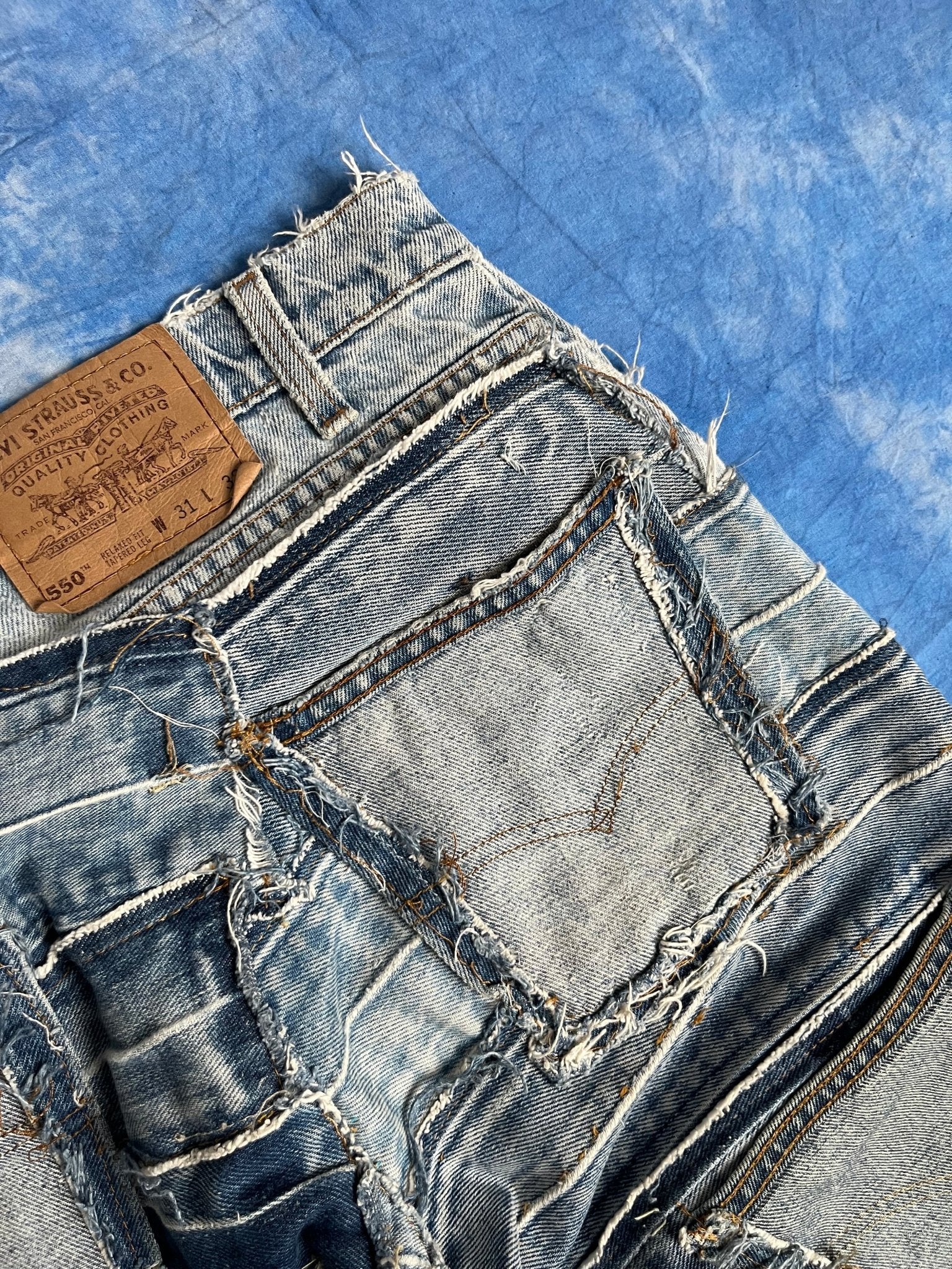 Custom Dzownyy Jeansy Levi's Multipocket z z 1996r M | Piggy Boxer Vintage Shop