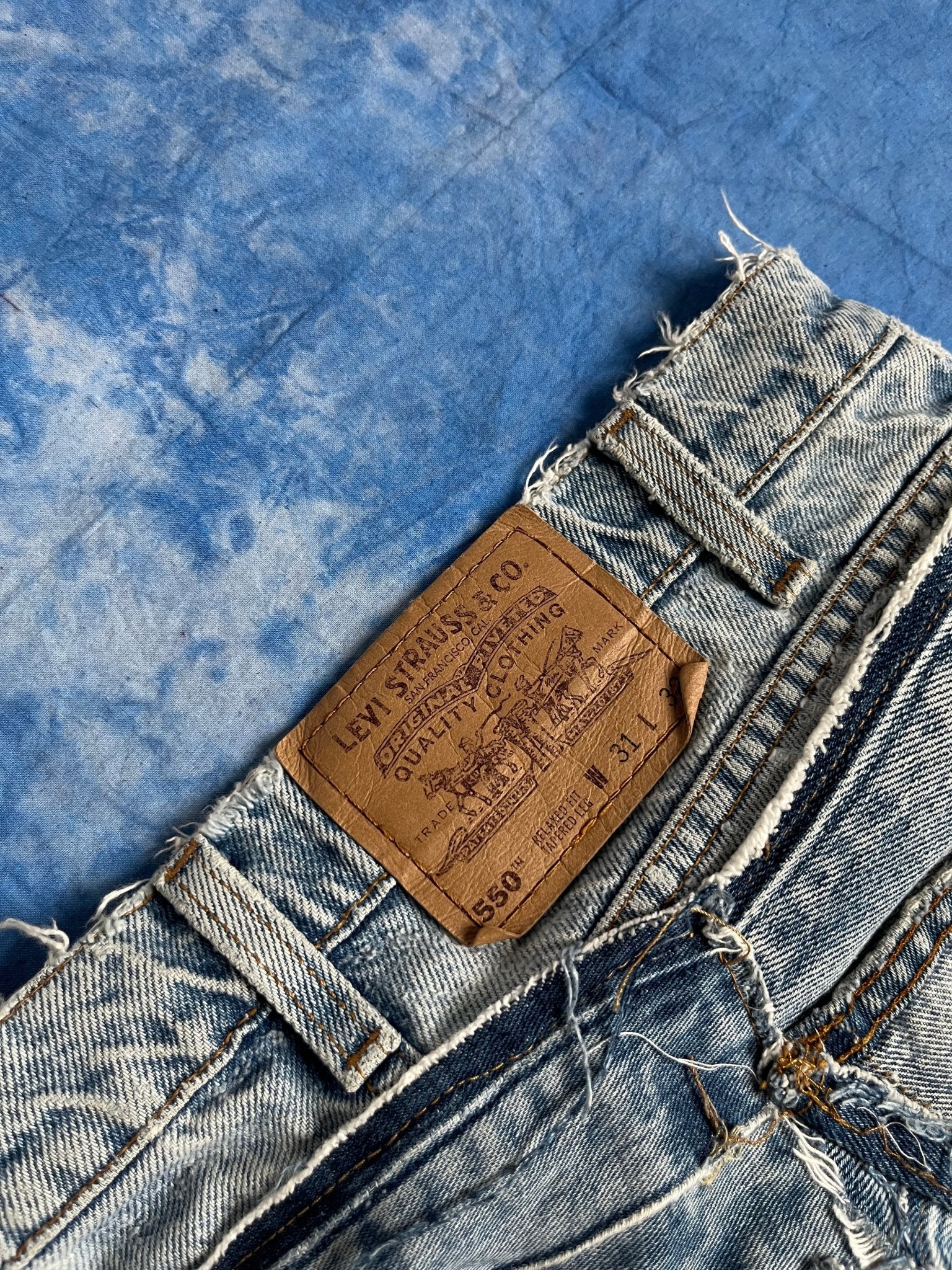 Custom Dzownyy Jeansy Levi's Multipocket z z 1996r M | Piggy Boxer Vintage Shop