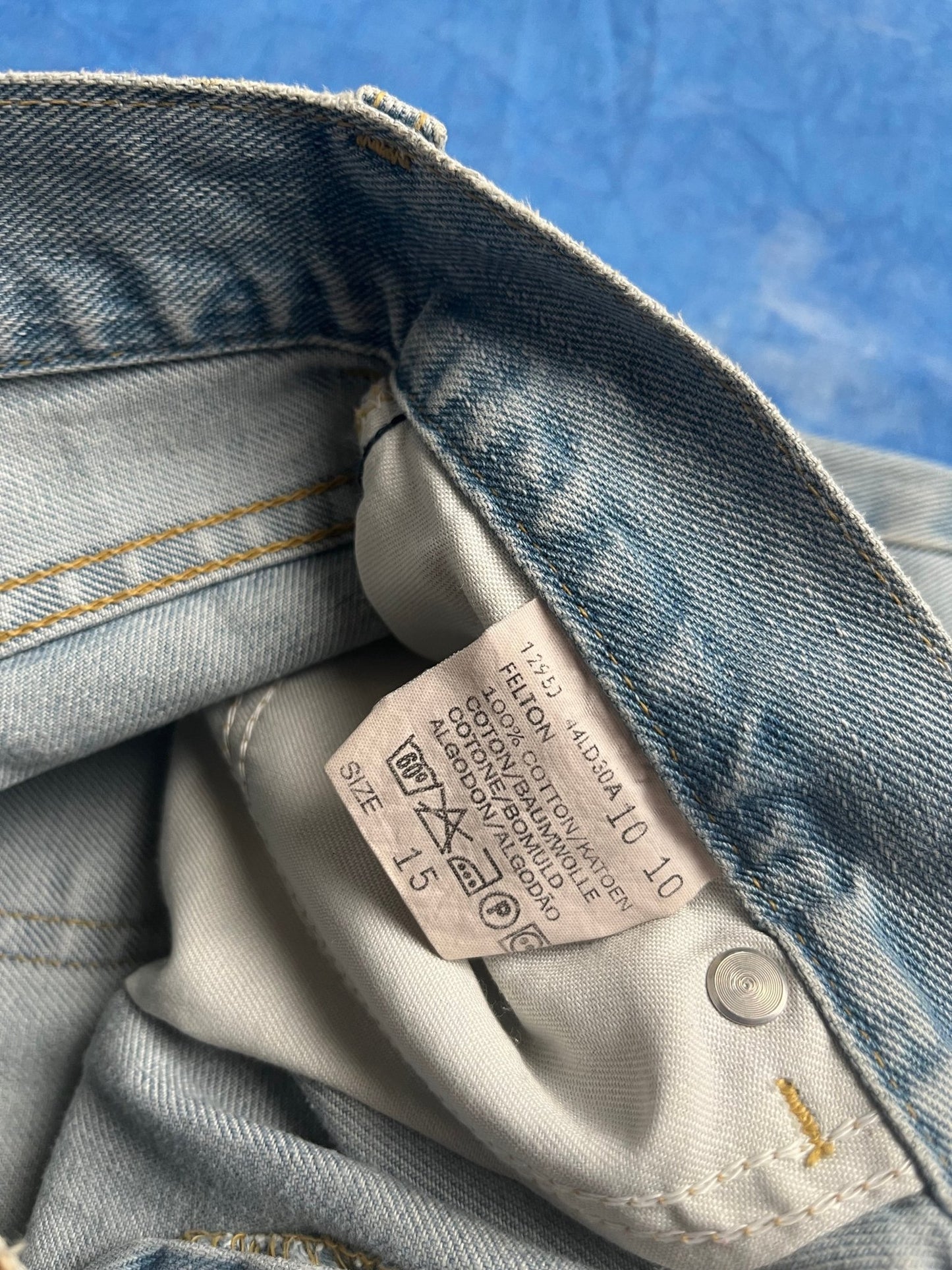 Damskie Jeansy Dzwony Lee Baby Blue 00s XS | Piggy Boxer Vintage Shop