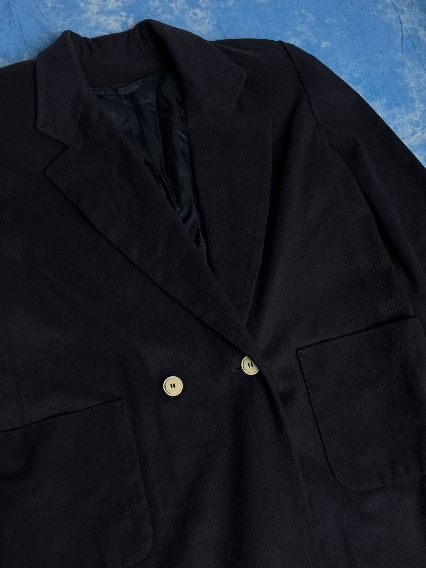 Długi Ciemnogranatowy Płaszcz Wełniany Vintage L | Piggy Boxer Vintage Shop