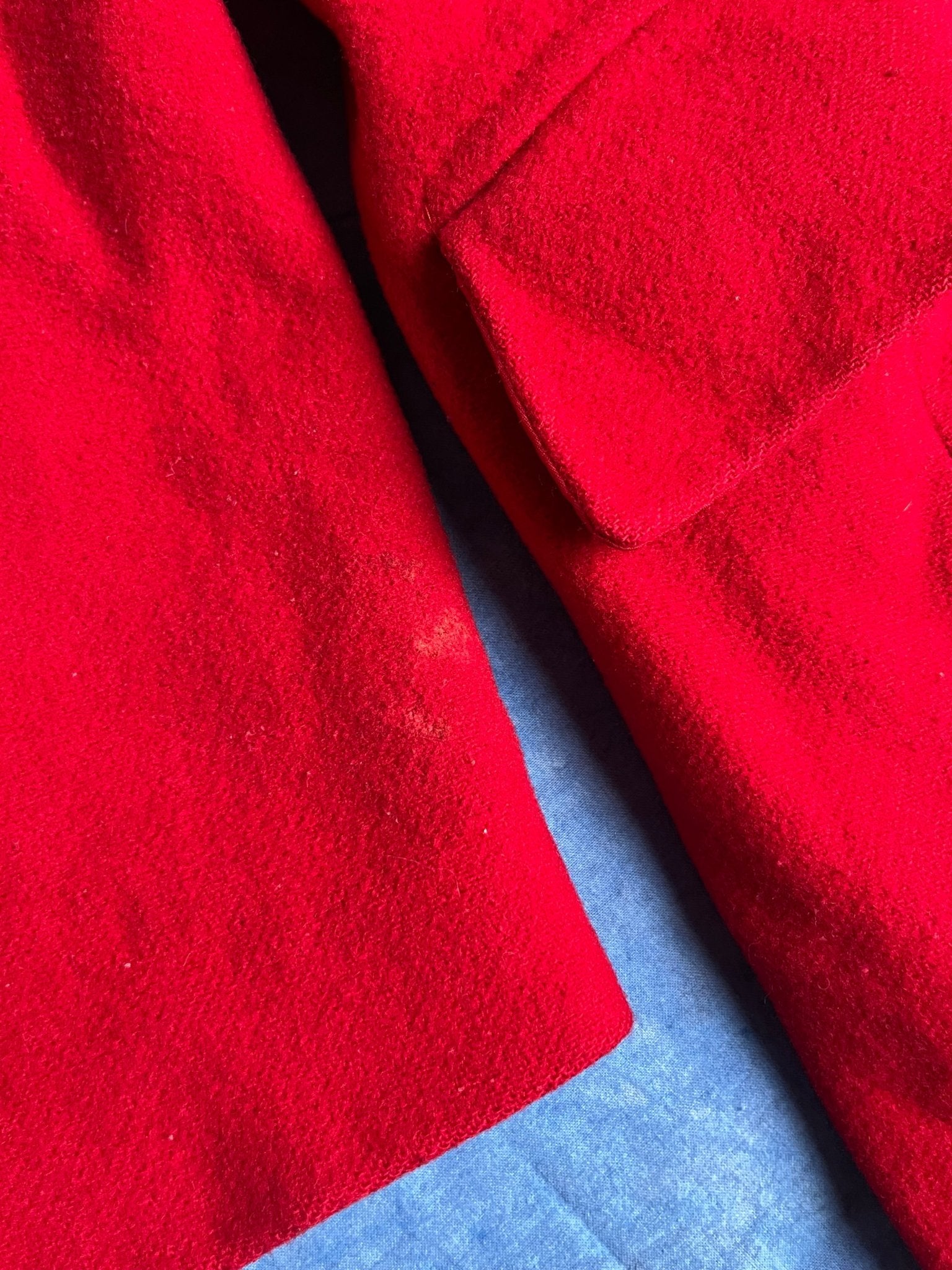 Długi Czerwony Płaszcz Wełniano Kaszmirowy 90s L | Piggy Boxer Vintage Shop