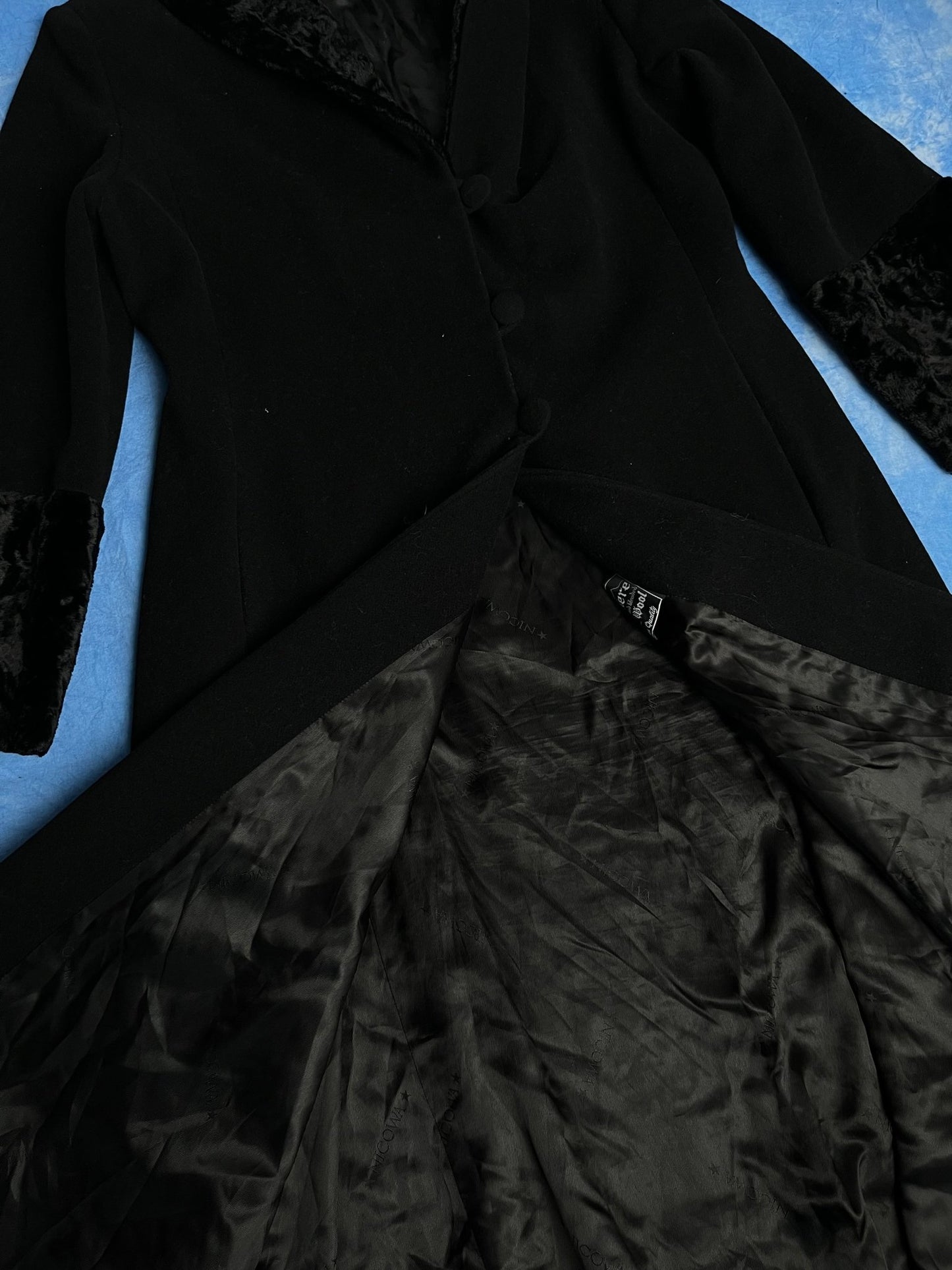 Długi Płaszcz Kaszmirowo Wełniany Avant Garde 90s M | Piggy Boxer Vintage Shop