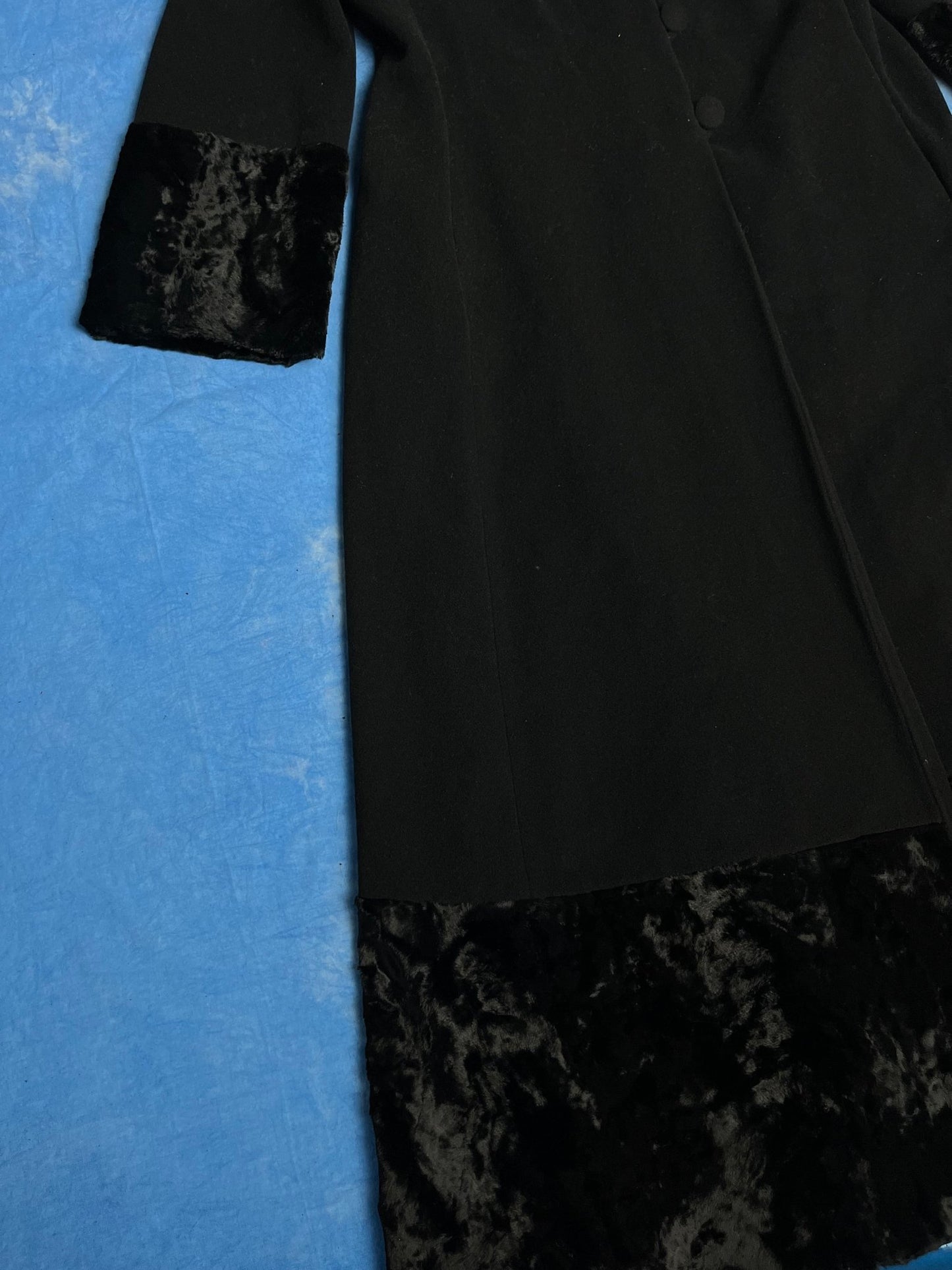 Długi Płaszcz Kaszmirowo Wełniany Avant Garde 90s M | Piggy Boxer Vintage Shop