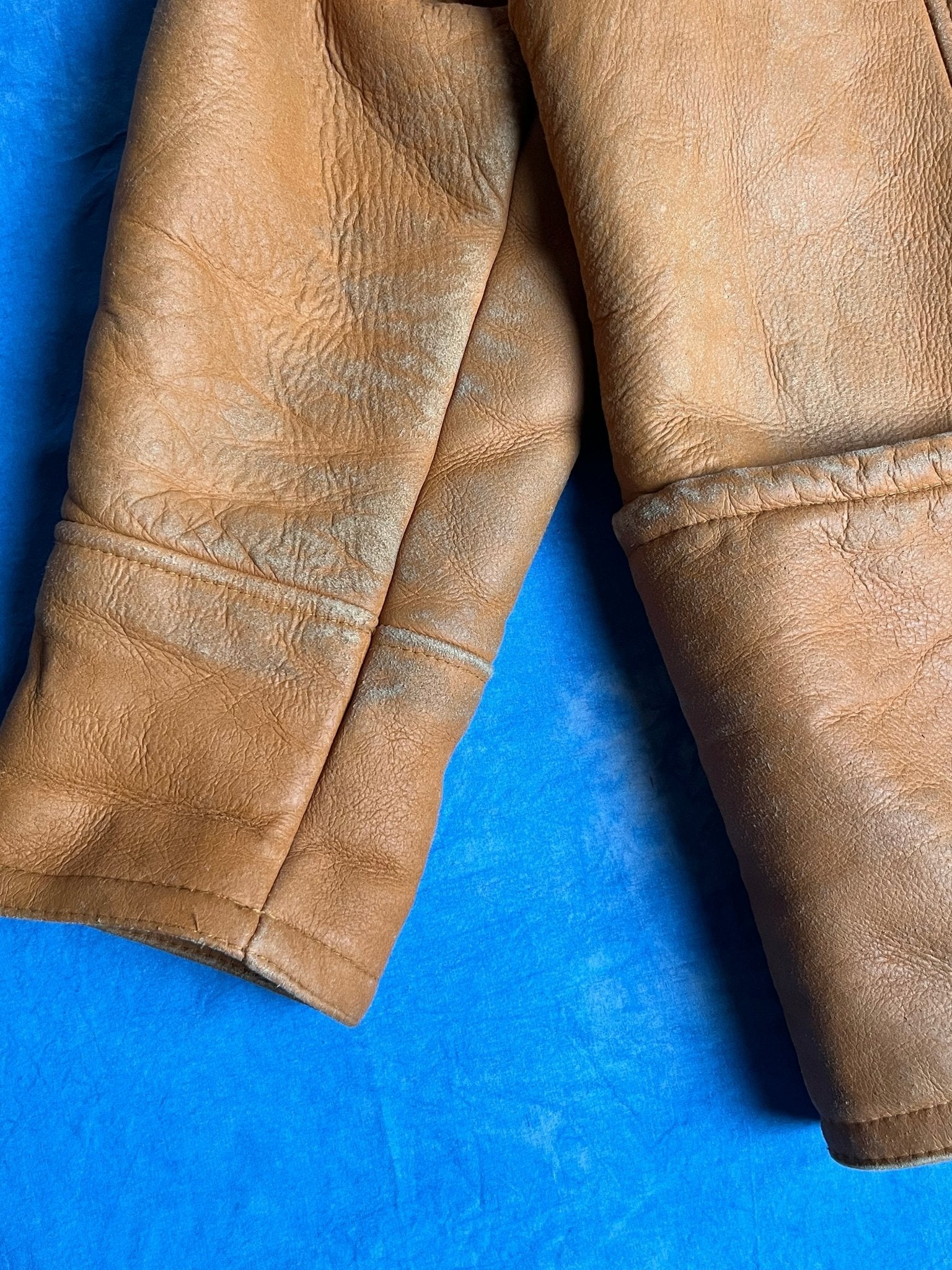 Jasno Brązowy Kożuch z Owczej Skóry 80s L | Piggy Boxer Vintage Shop