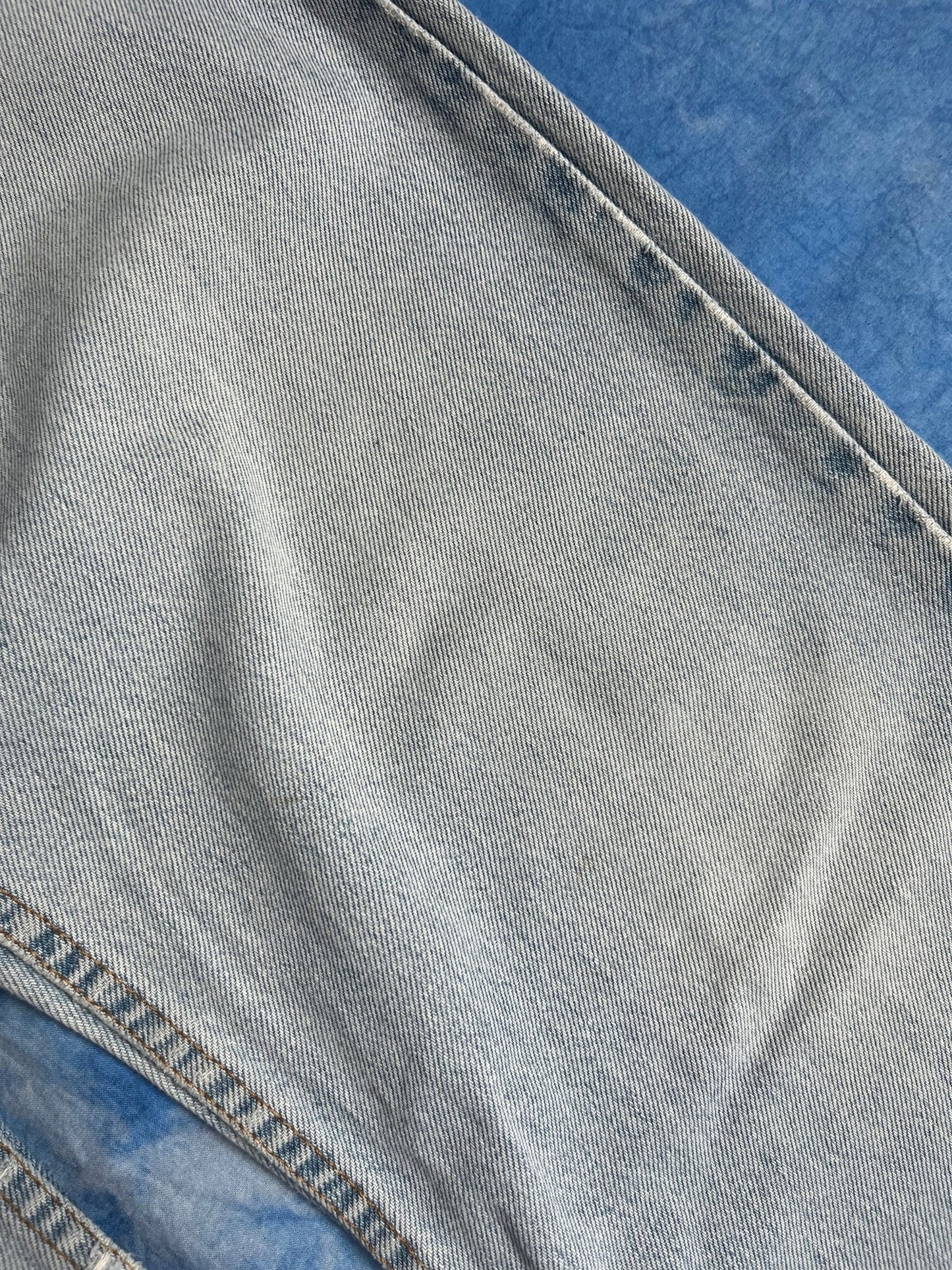 Jeansy Baby Blue Levi's 550 z 1997r Made in USA 33x34 | Piggy Boxer Vintage Shop