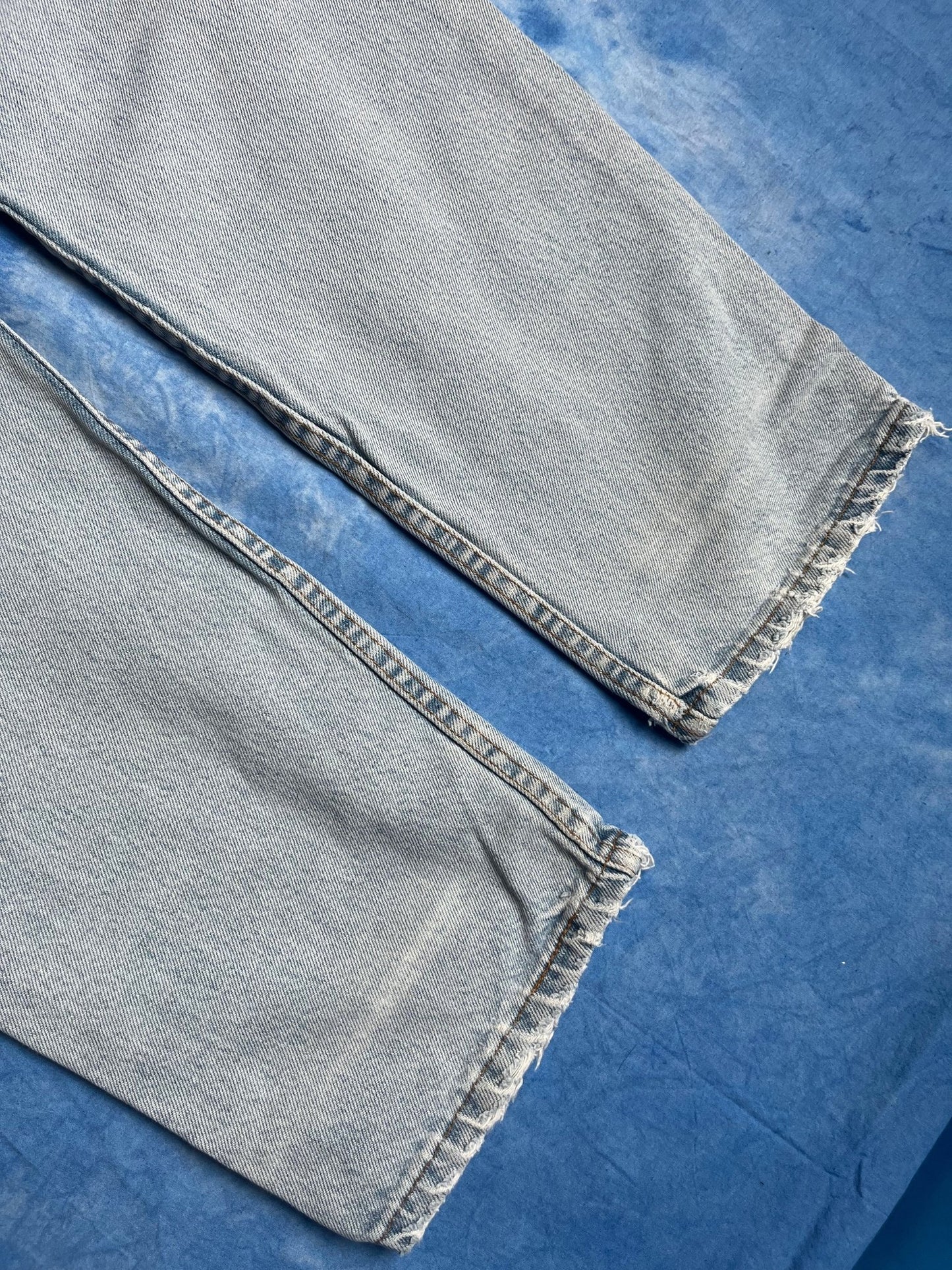 Jeansy Baby Blue Levi's 550 z 1997r Made in USA 33x34 | Piggy Boxer Vintage Shop