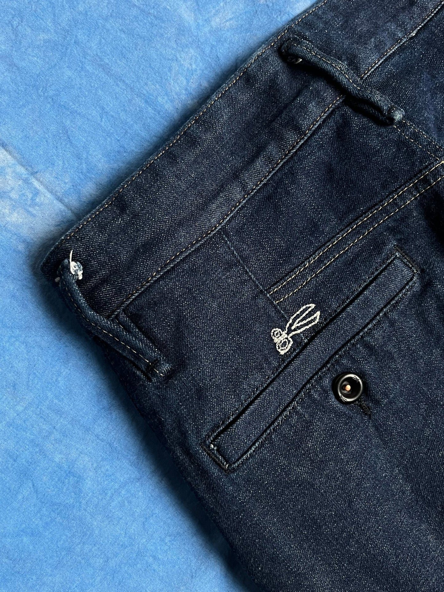 Jeansy Denham Tokyo Apex Drop Carrot Fit W31 | Piggy Boxer Vintage Shop