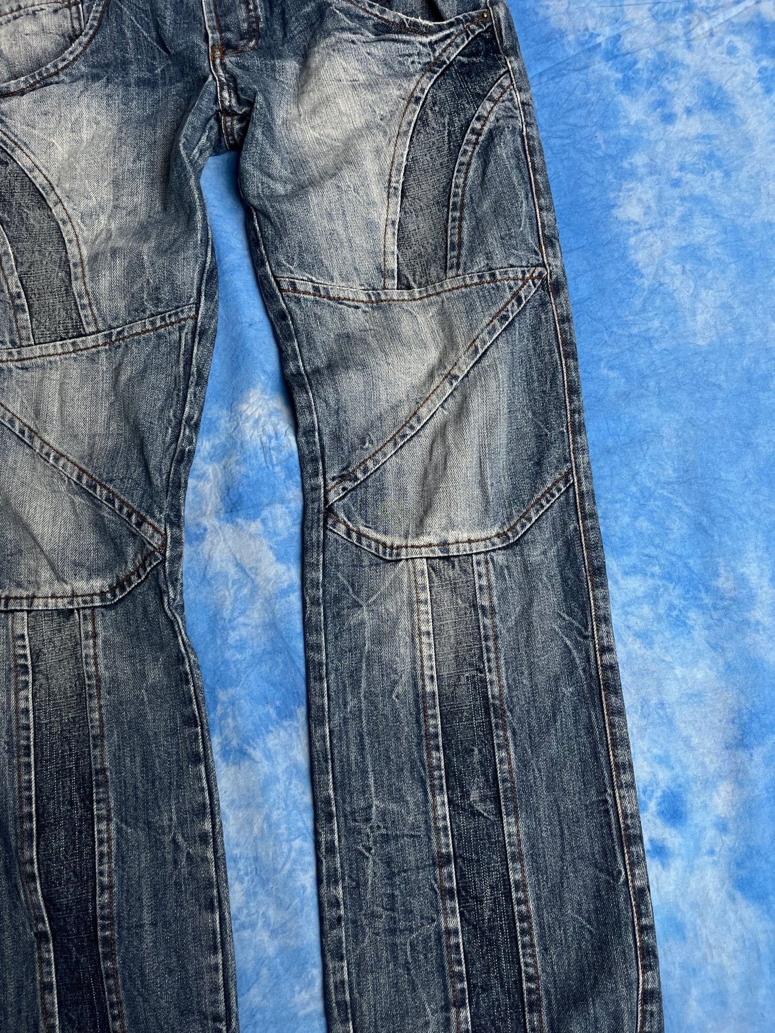 Jeansy Flash Lights 00s 32x32 | Piggy Boxer Vintage Shop