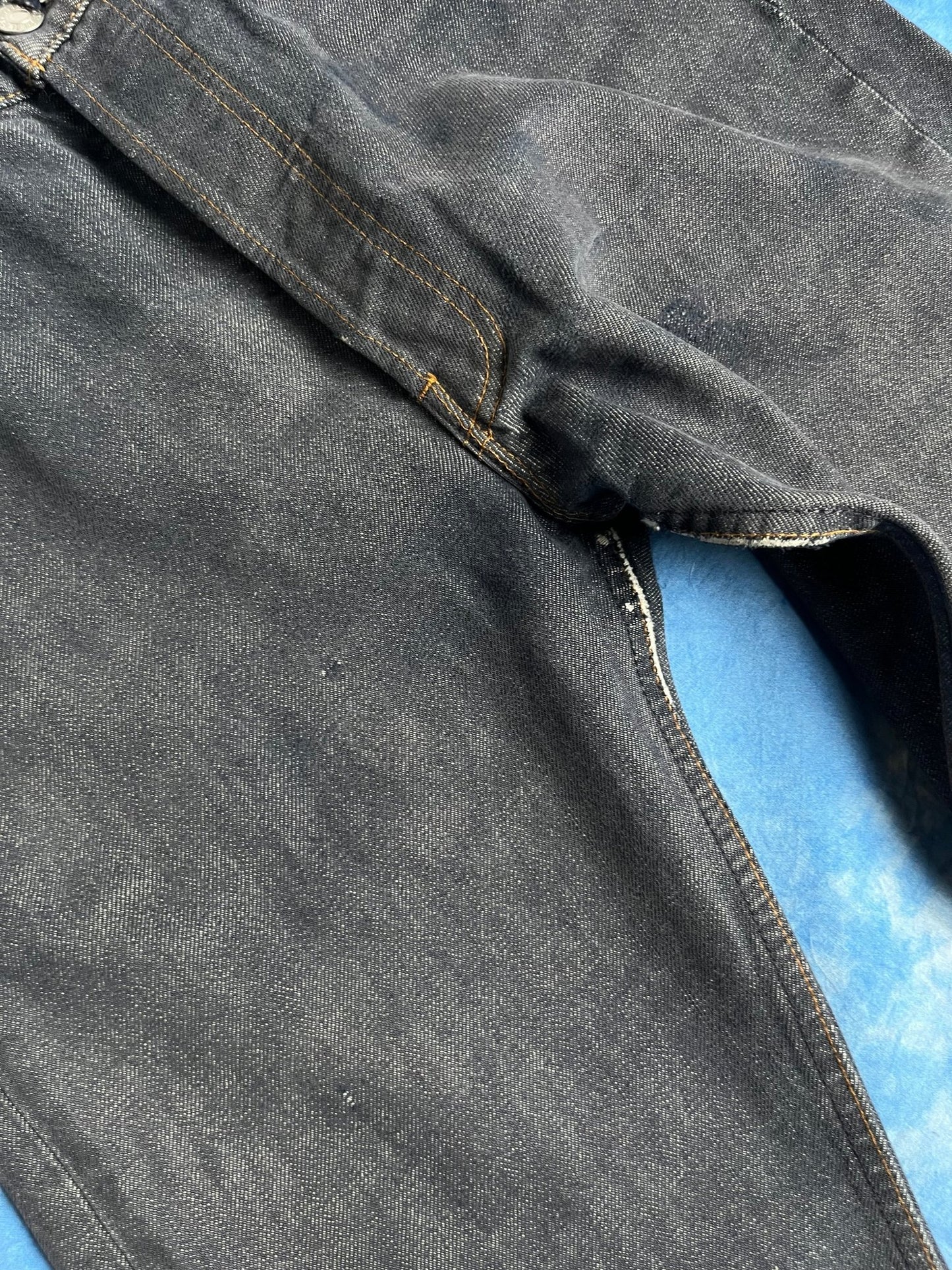 Jeansy Grafitowe Levi's 501 z 2001r W32 L30 | Piggy Boxer Vintage Shop