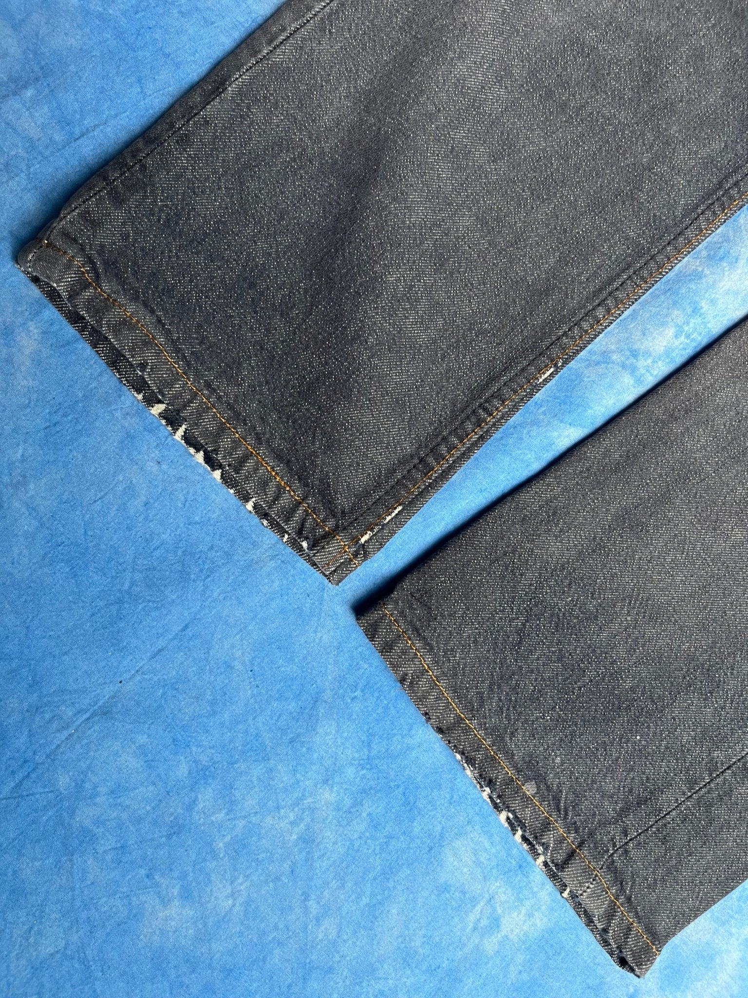 Jeansy Grafitowe Levi's 501 z 2001r W32 L30 | Piggy Boxer Vintage Shop