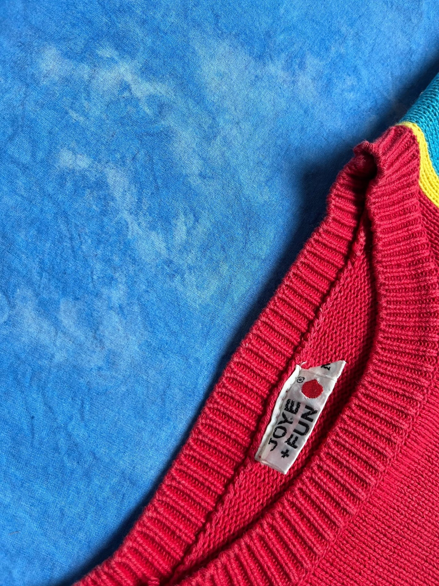 Kolorowy Sweterek Happy Morning 90s M | Piggy Boxer Vintage Shop