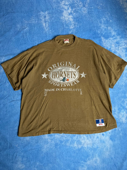 Koszulka Nutmeg NBA Charlotte Hornets 90s XL | Piggy Boxer Vintage Shop