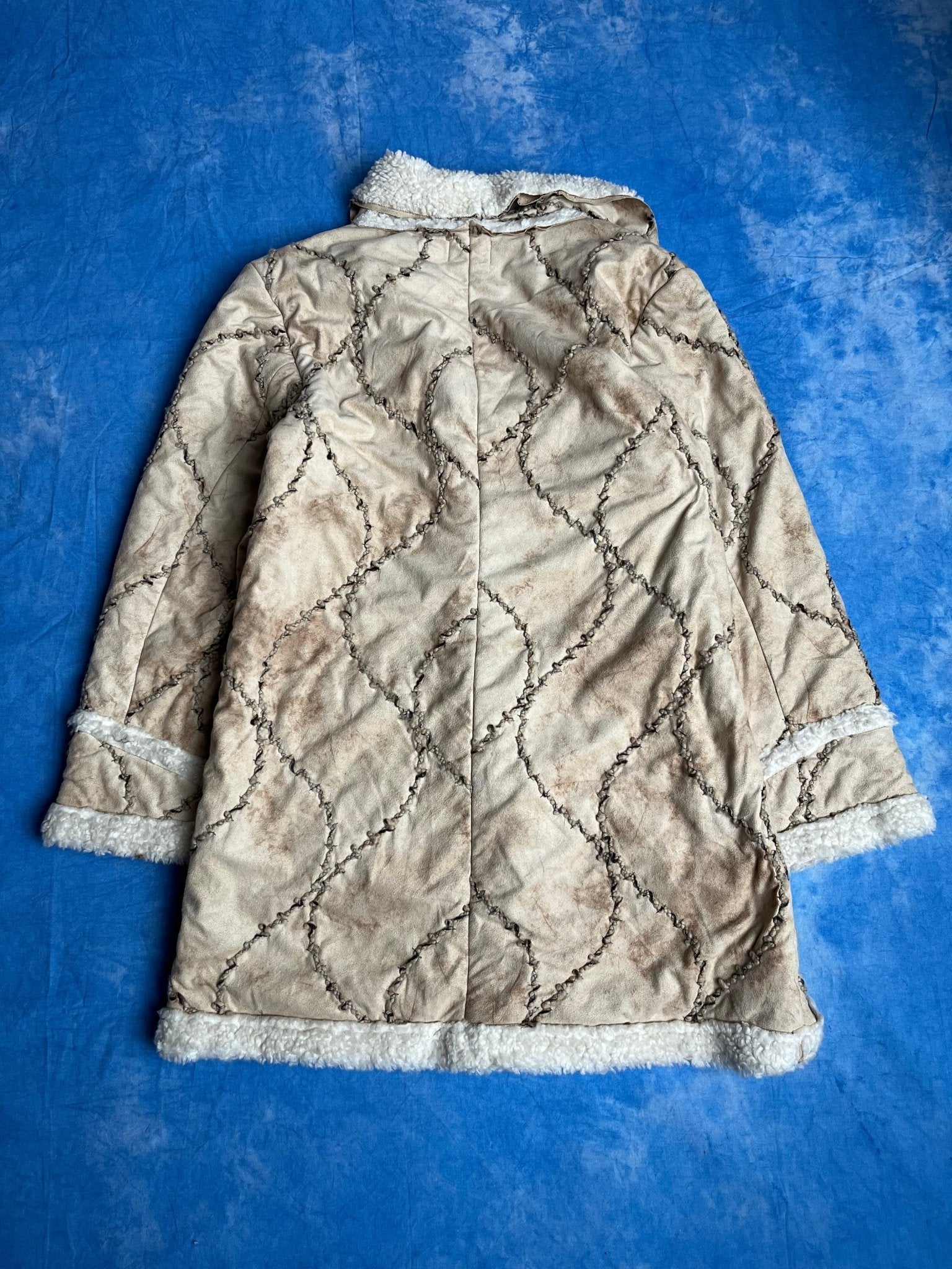 Płaszcz Kożuch Patchwork 00s S - M | Piggy Boxer Vintage Shop