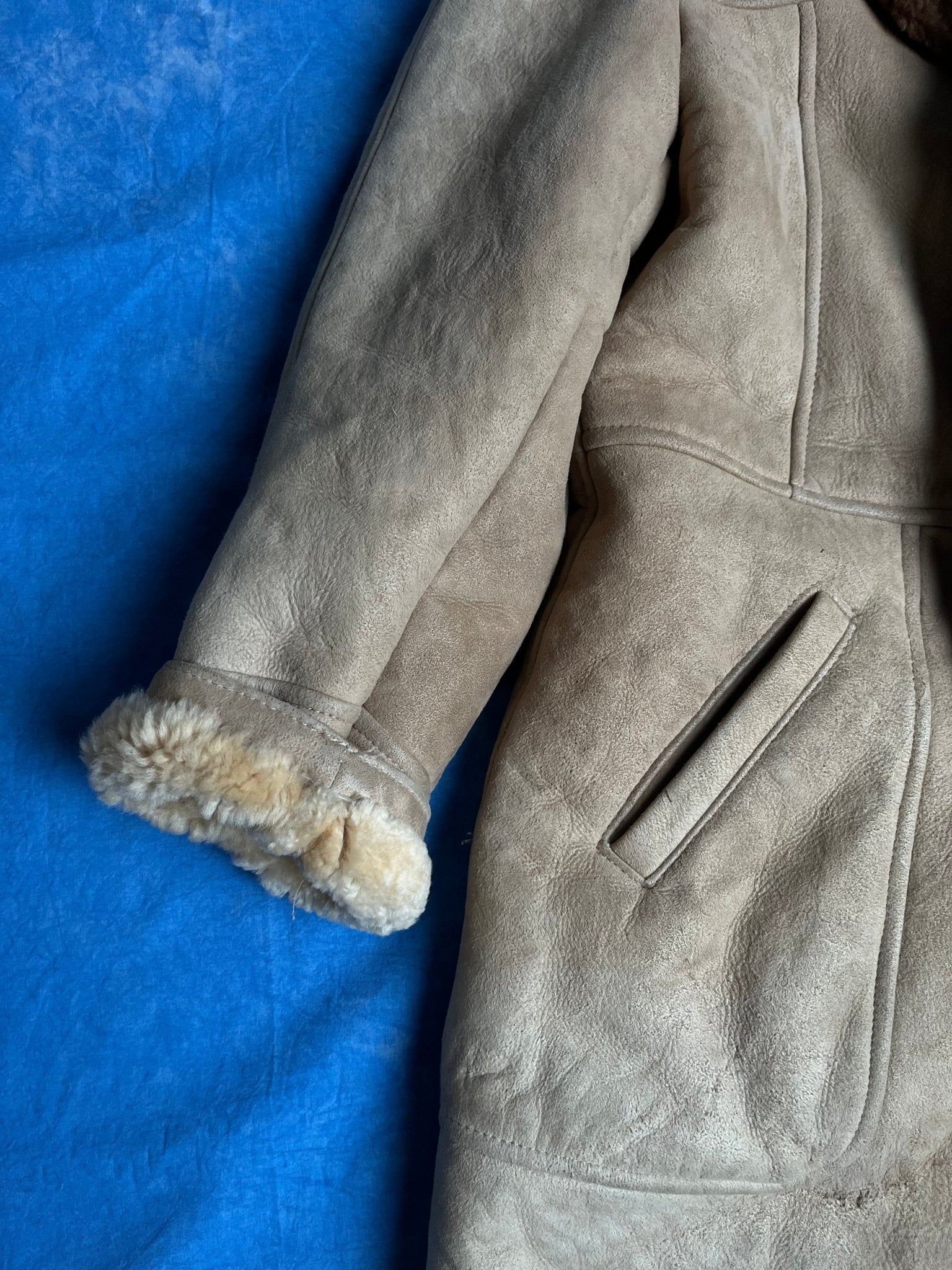 Płaszcz Kożuch Skórzany 80s L | Piggy Boxer Vintage Shop