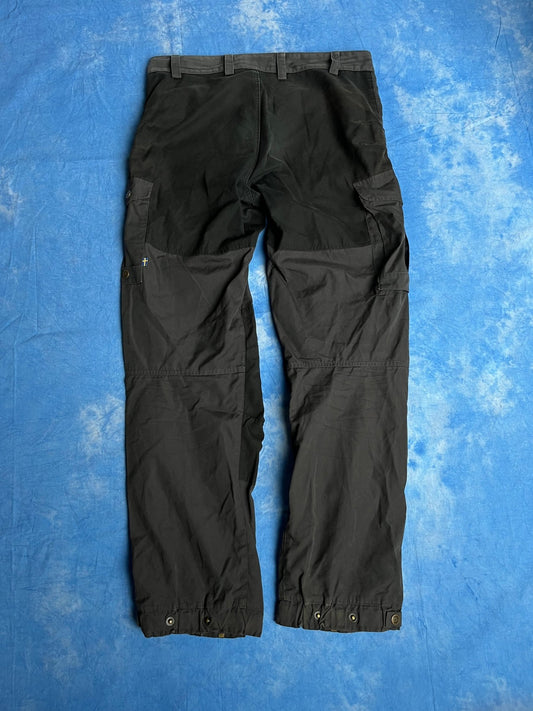 Spodnie Fjallraven Regular Fit Mid Waist G - 1000 W32 | Piggy Boxer Vintage Shop