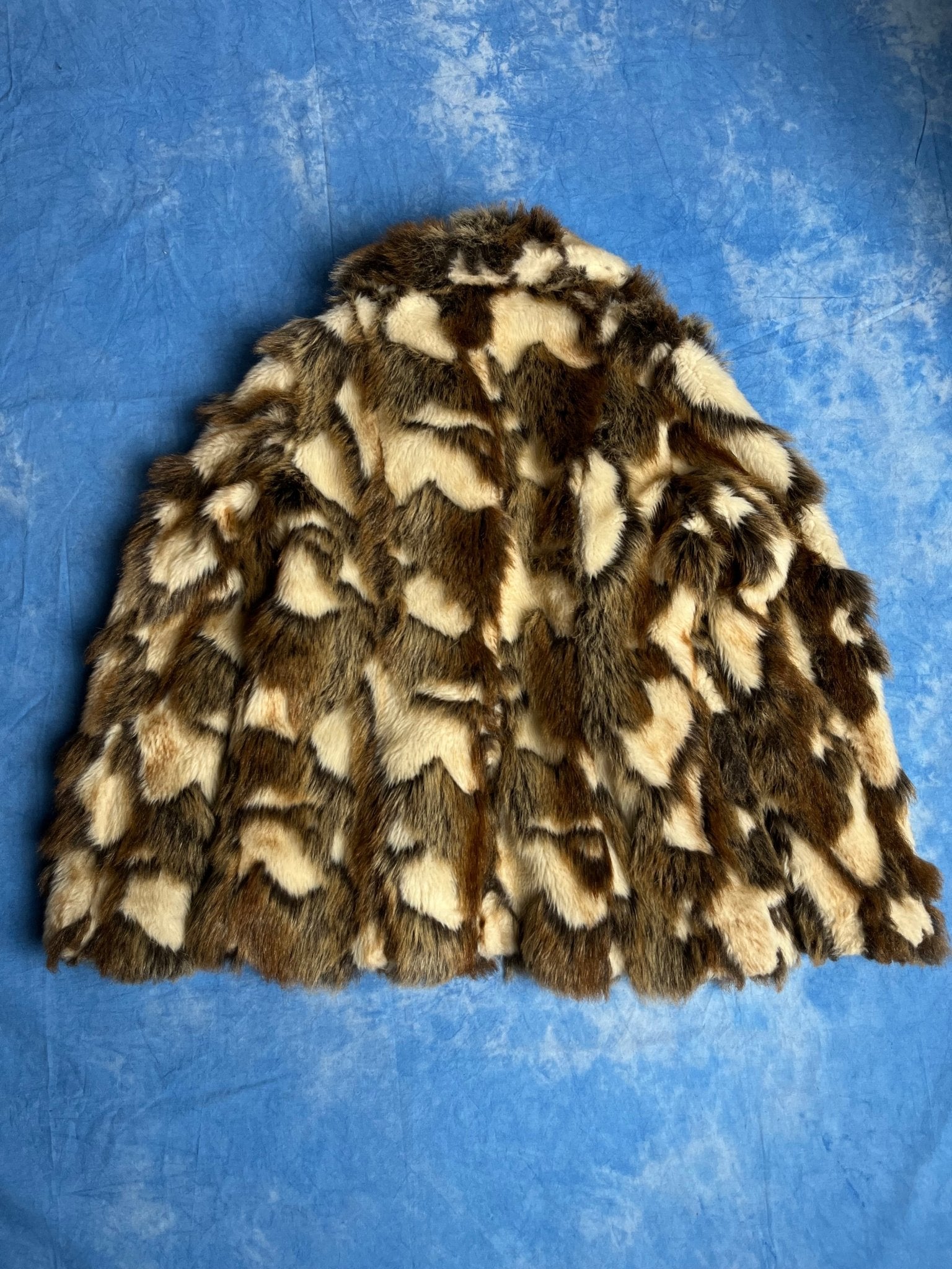 Sztuczne Futro w Łaty Krówki 00s S | Piggy Boxer Vintage Shop