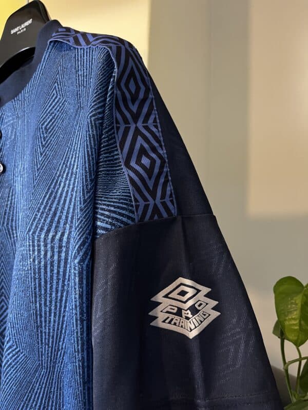 Koszulka Umbro 90s - obrazek 4
