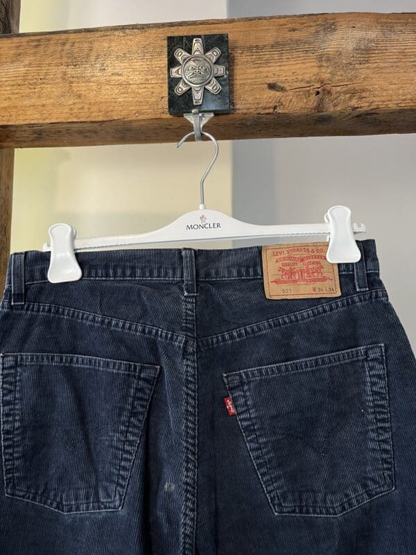 Spodnie Sztruksowe Levi's 551 - 2001 - obrazek 4