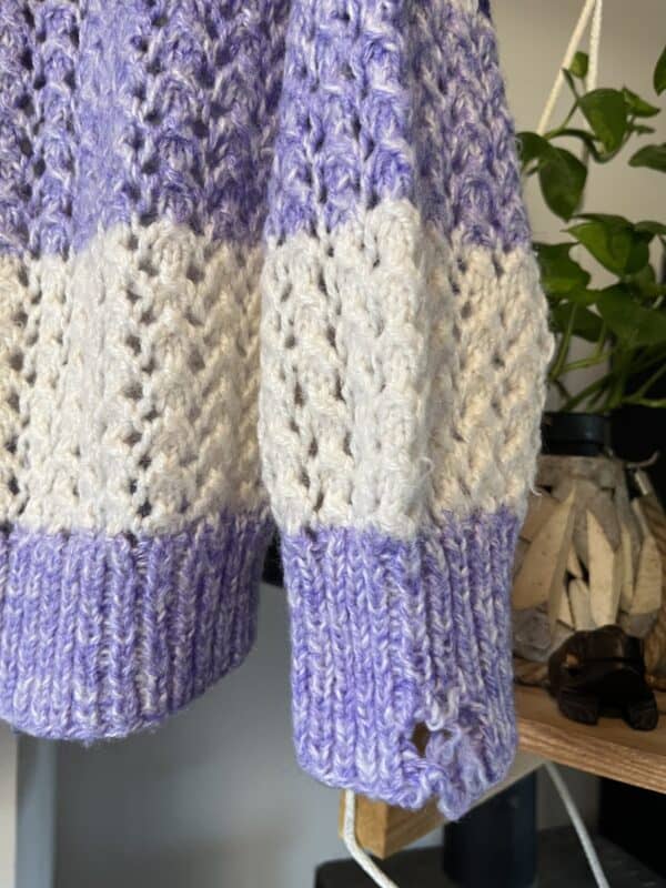Sweter w Paski Vintage - obrazek 4